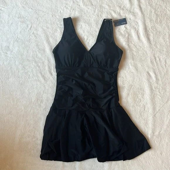 NWT, Medium Women's One Piece Swimsuits Tummy Control Swim Dresses Swimsuit. - Picture 3 of 11